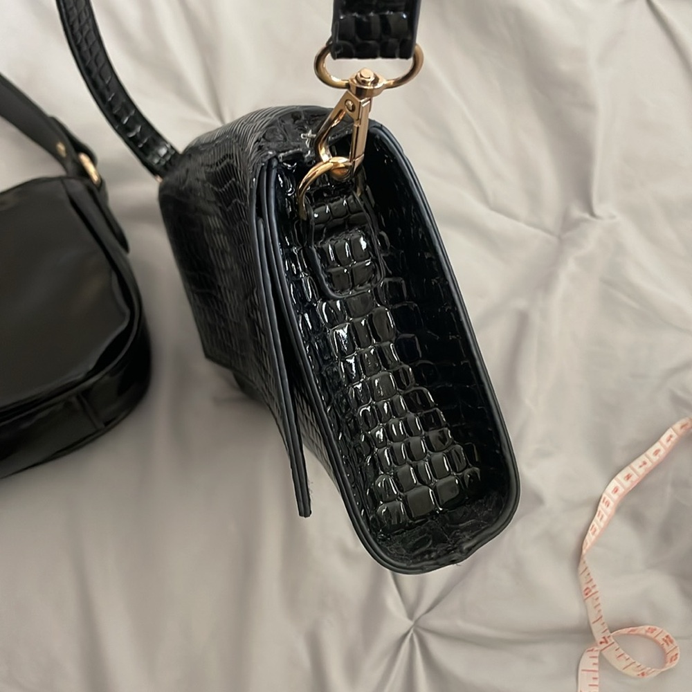 BUNDLE: Black Purses ✨⭐️ - Picture 12 of 12